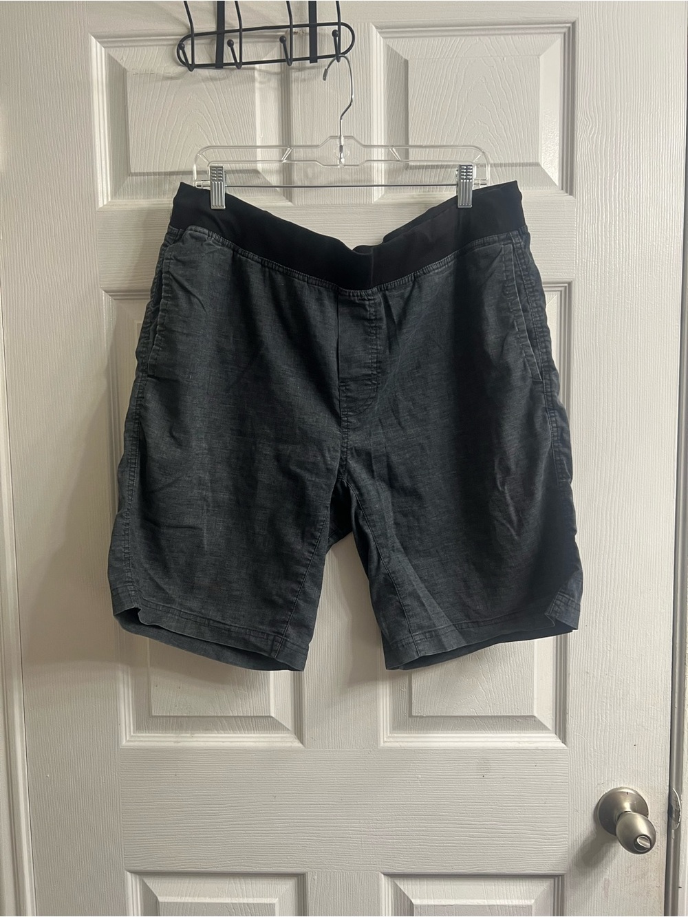 Men’s Prana Yoga Shorts Sz XL